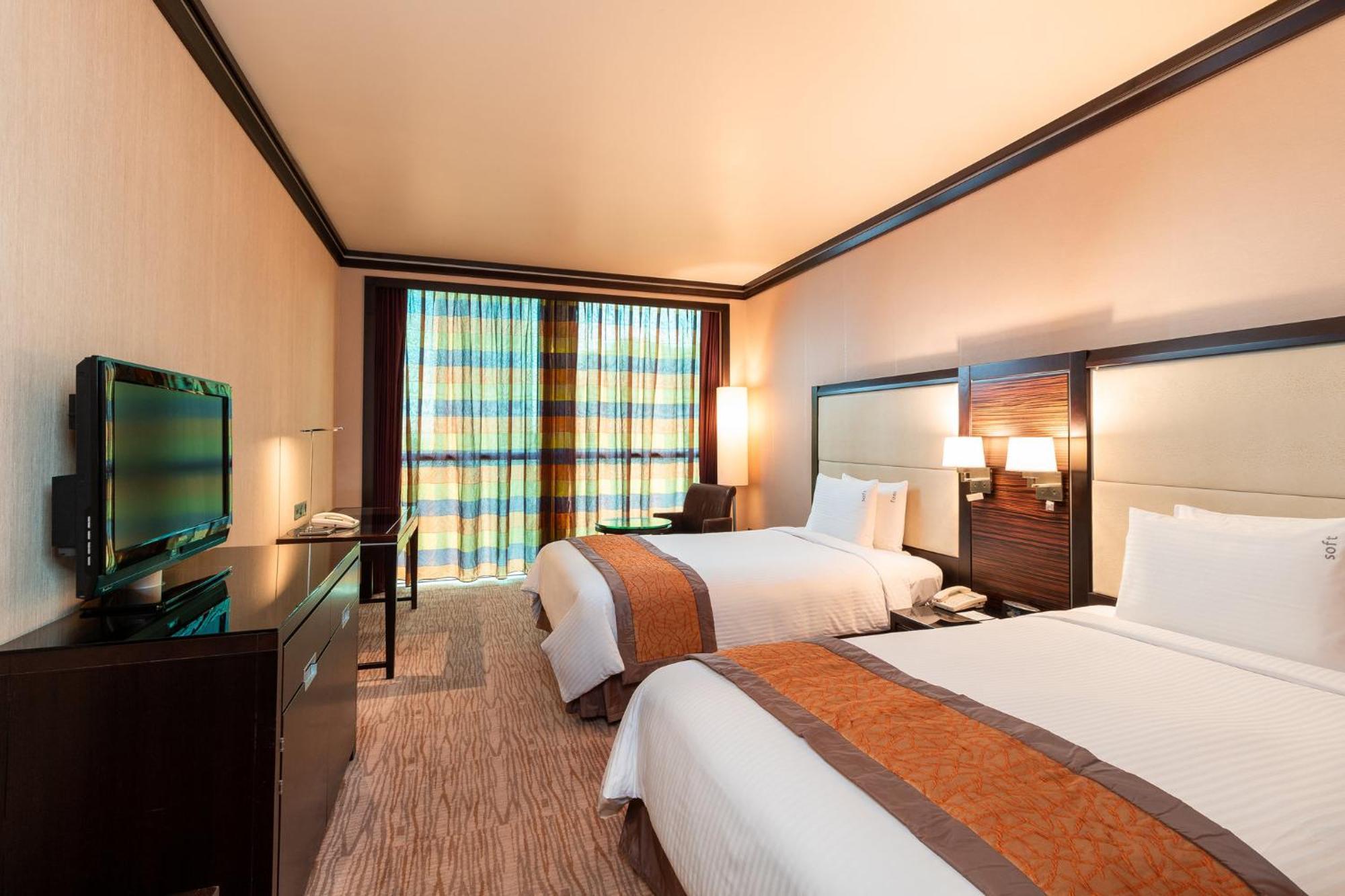 Holiday Inn Kuwait Al Thuraya City By Ihg Kuwait City Ngoại thất bức ảnh