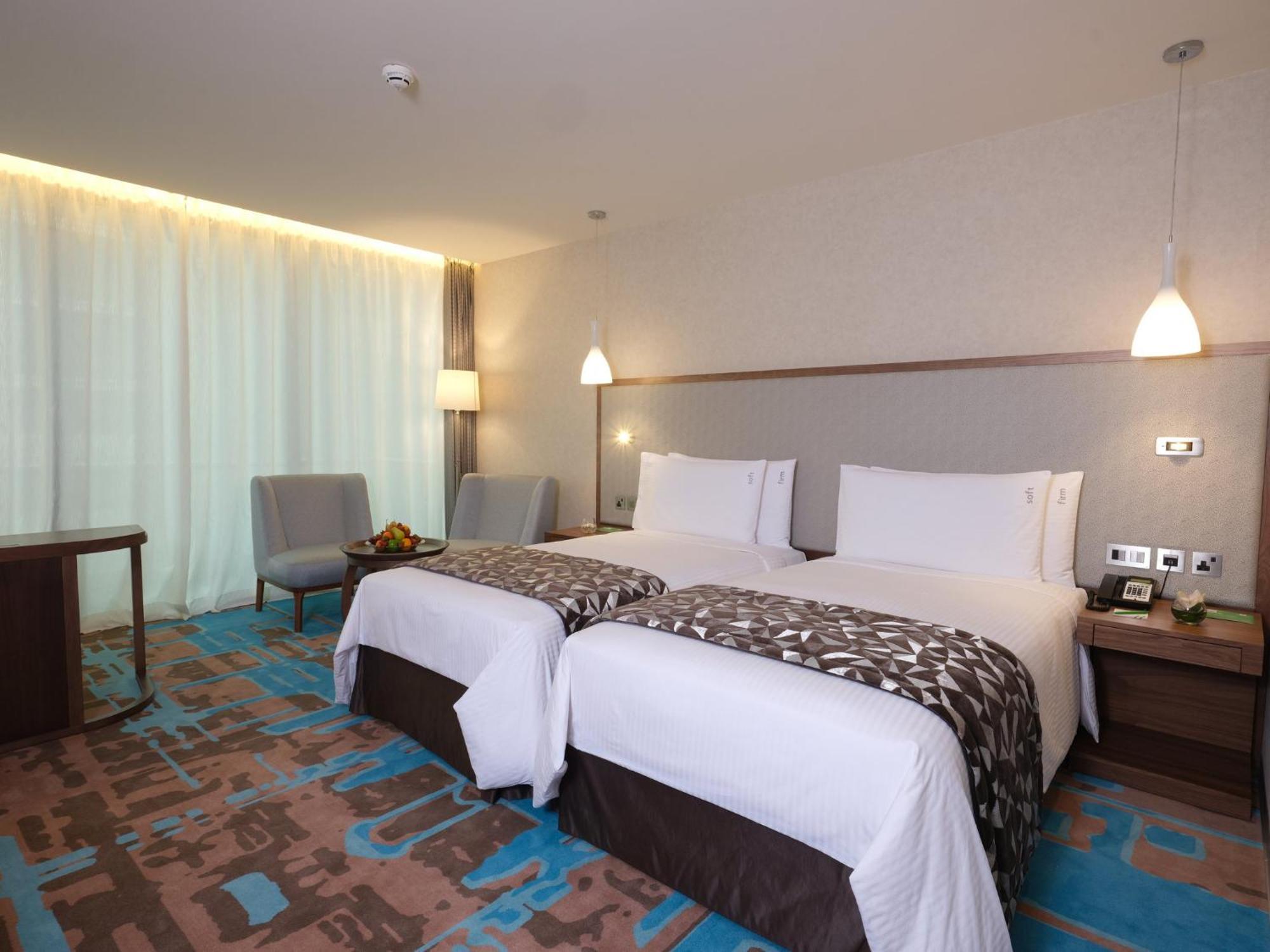 Holiday Inn Kuwait Al Thuraya City By Ihg Kuwait City Ngoại thất bức ảnh