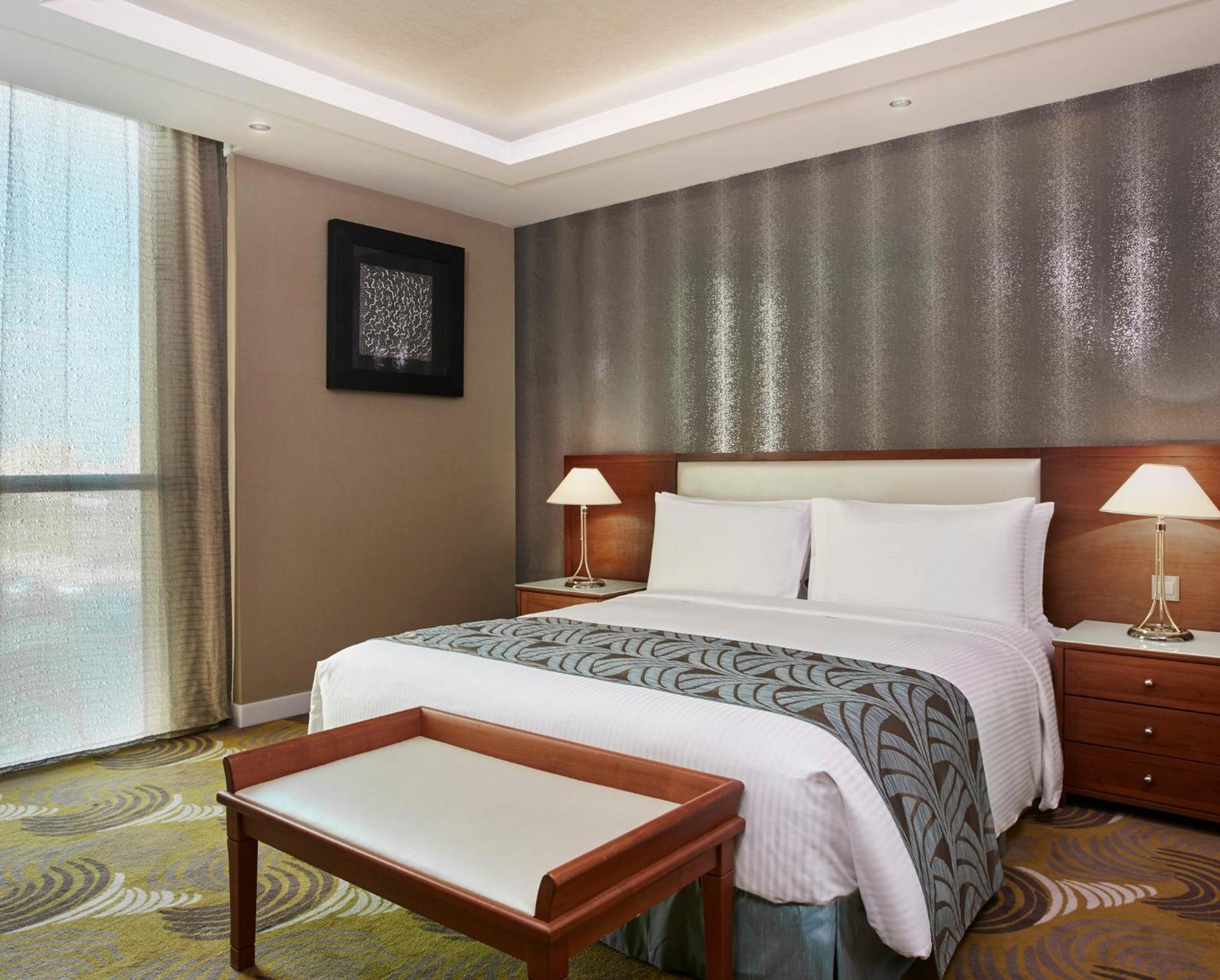 Holiday Inn Kuwait Al Thuraya City By Ihg Kuwait City Ngoại thất bức ảnh