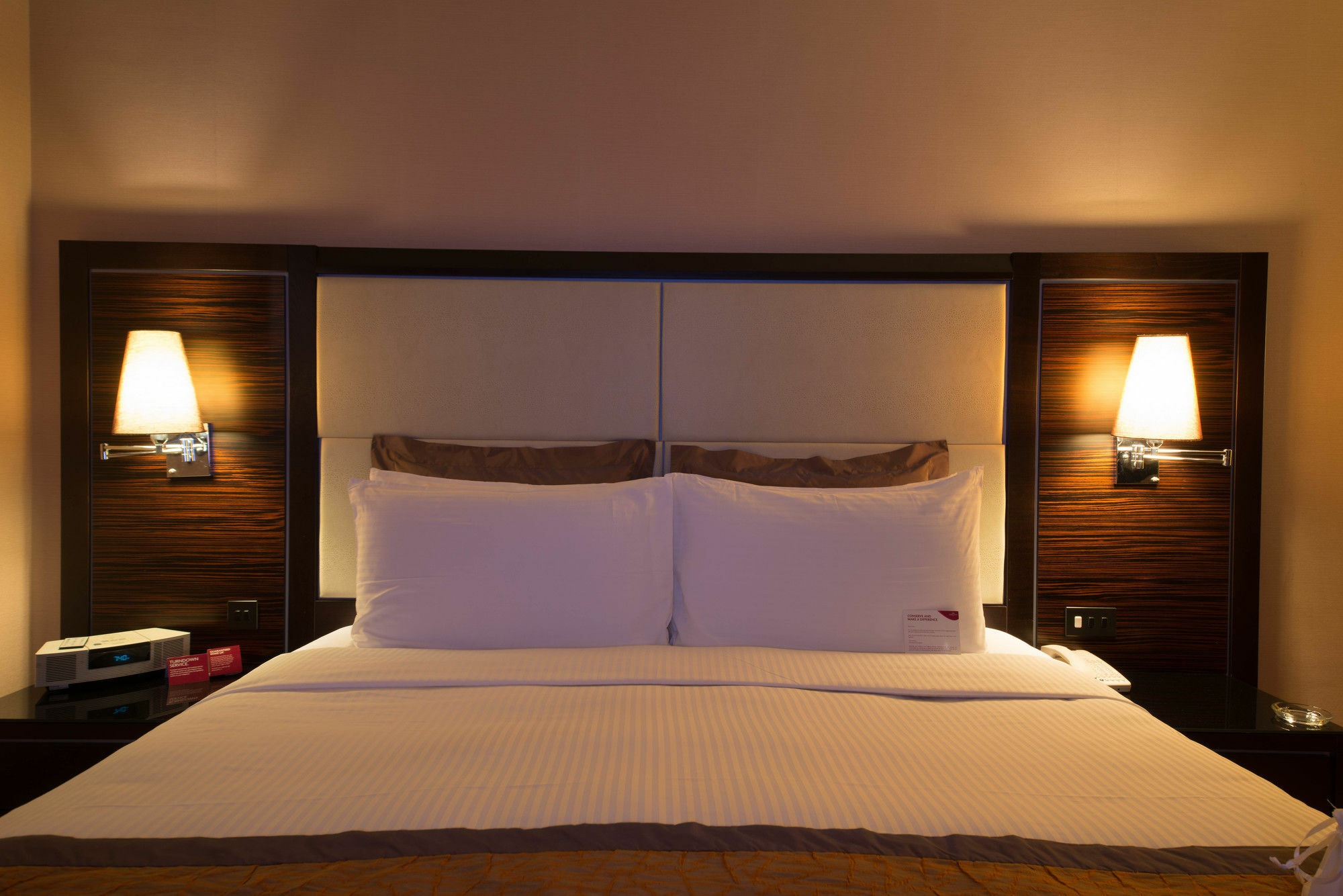 Holiday Inn Kuwait Al Thuraya City By Ihg Kuwait City Ngoại thất bức ảnh